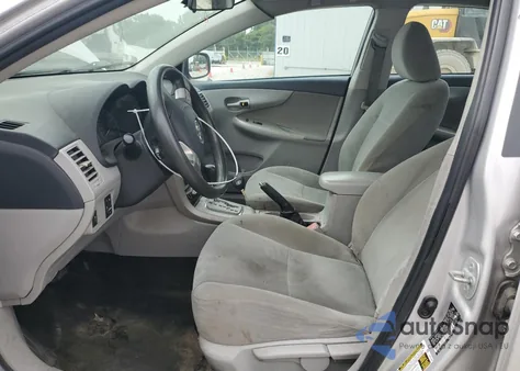 2011 Toyota Corolla Base z USA, uszkodzony, nr VIN 2T1BU4EE1BC673073